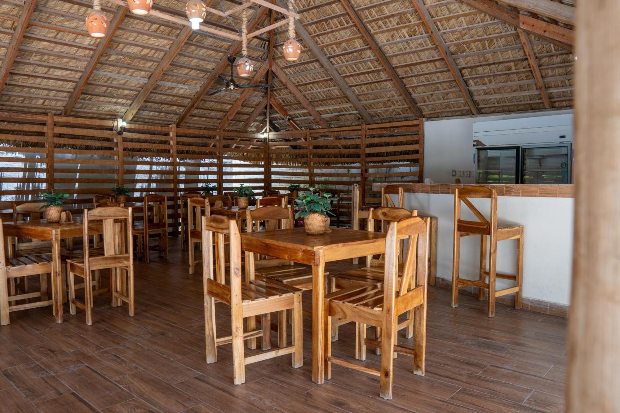 Hotel Gran Real Punta Cana Exterior photo